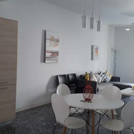 3 Bedroomed Bright דירה Ta Xbiex